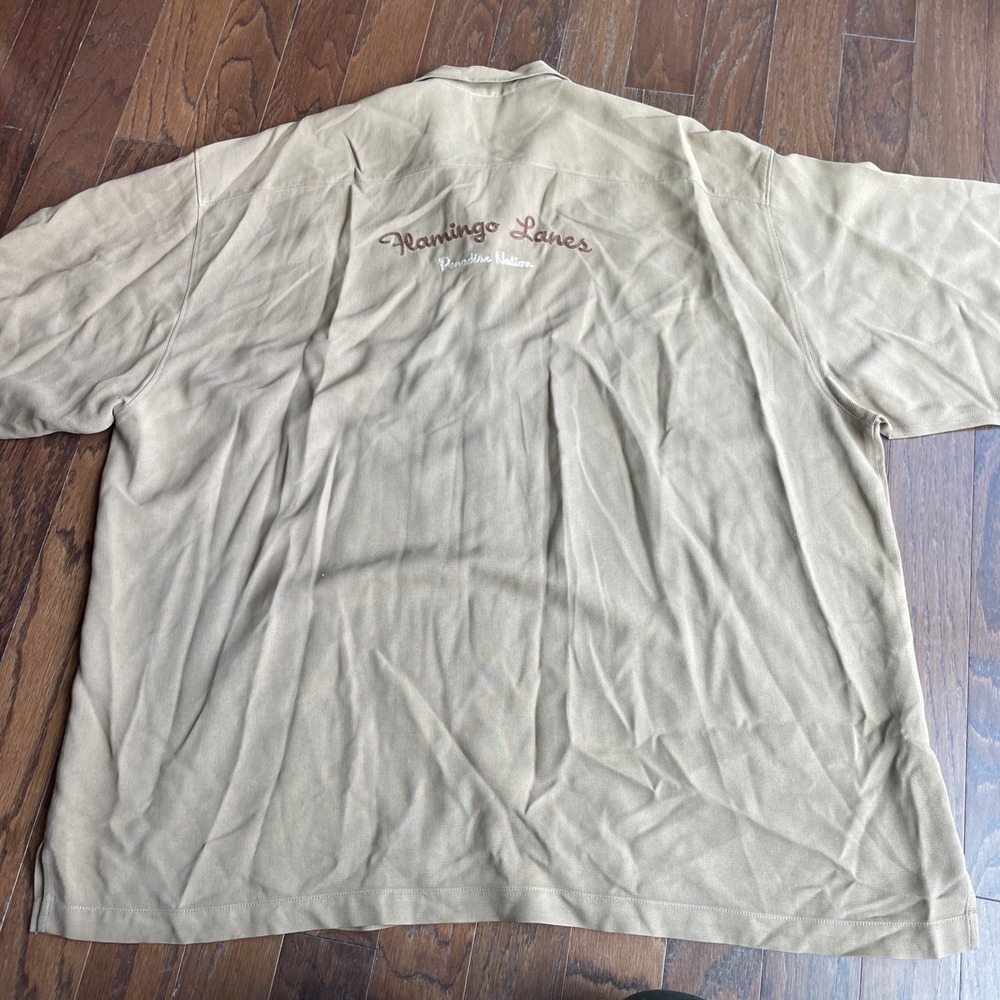 Tommy Bahama Shirt Mens‎ XXL Tan 100% Silk Camp FLAMINGO LANES Bowling Hawaiian - Picture 7 of 8